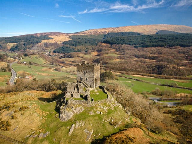 Dolwyddelan Castle