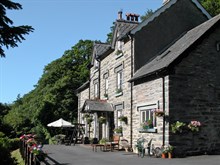 Glyntwrog House