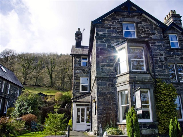 Afon View Guest House