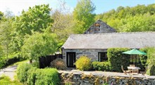 Bythynnod Benar / Benar Cottages