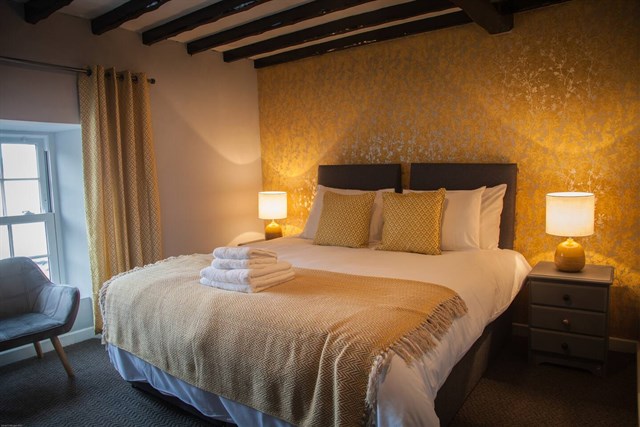 yew view bed 1