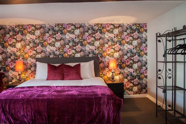 yew view bed 2